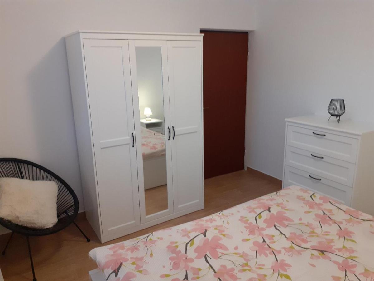 Charming Apartments In بولا المظهر الخارجي الصورة